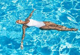 Image result for flotar en la piscina